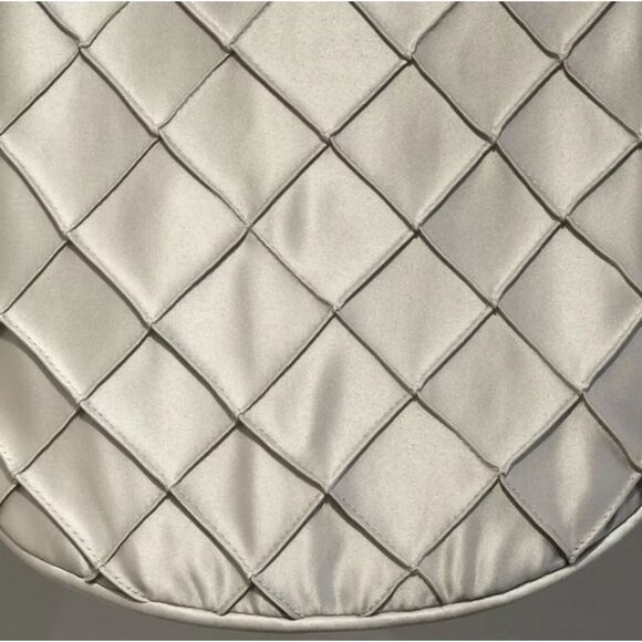 Bella Pin Tuck Diamond Window Valance in Linen - NWT - Picture 2 of 6